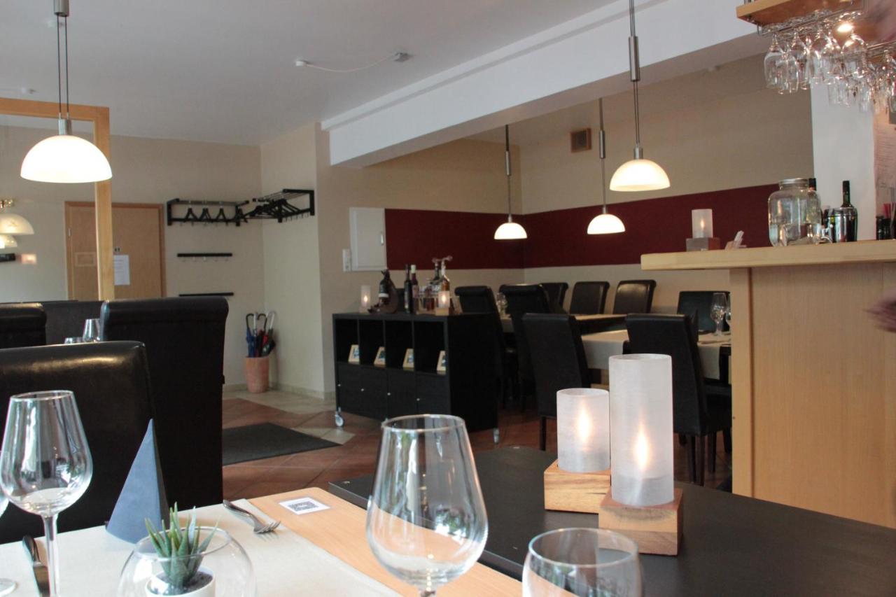 Restaurant Fischbeck'S 호텔 Großenkneten 외부 사진